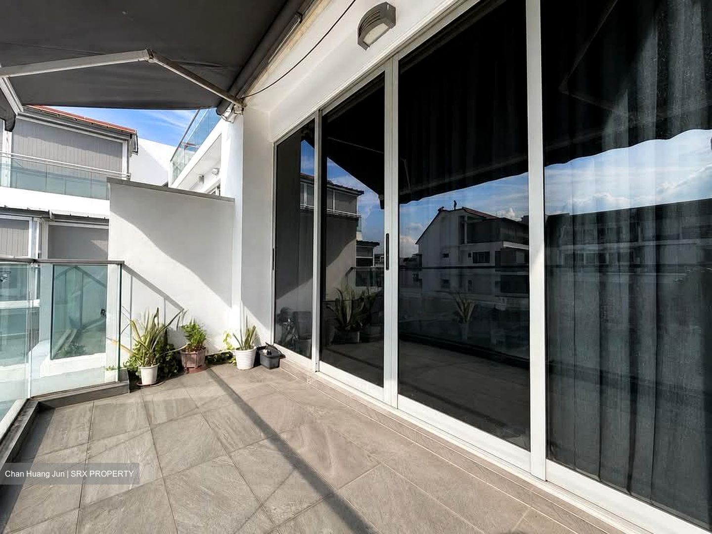 Casa Cambio (D19), Condominium #597087951